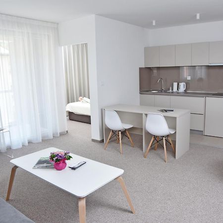 Kozle City Apartments Скоп'є Екстер'єр фото