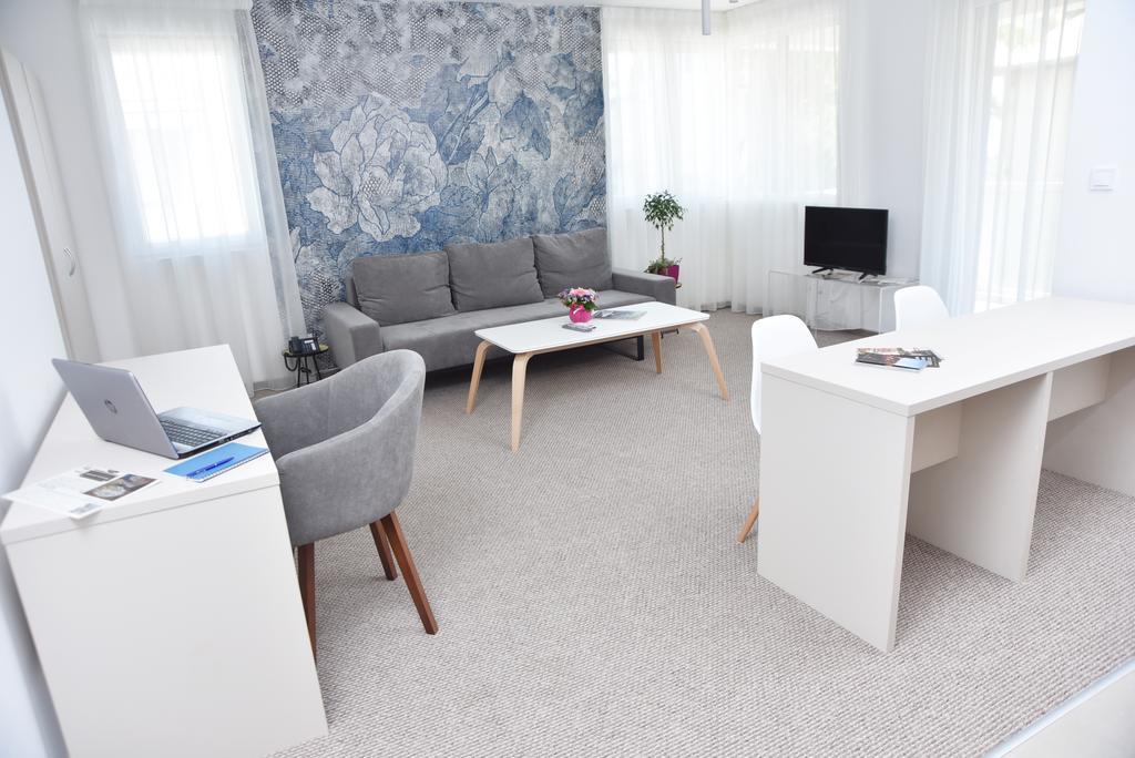 Kozle City Apartments Скоп'є Екстер'єр фото