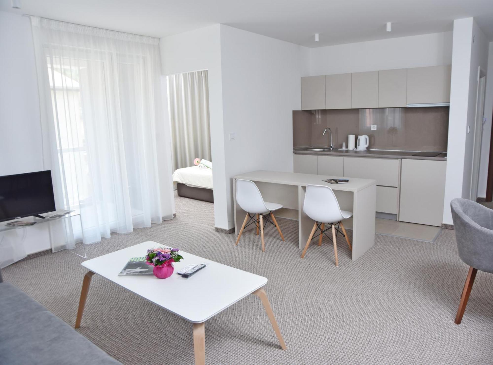 Kozle City Apartments Скоп'є Екстер'єр фото