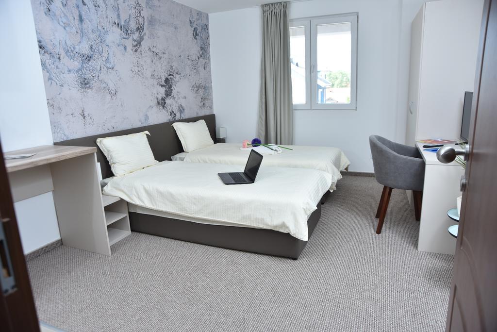 Kozle City Apartments Скоп'є Номер фото