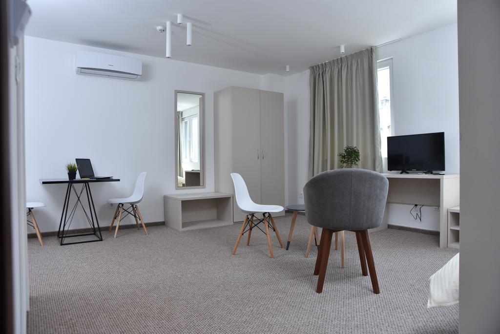 Kozle City Apartments Скоп'є Номер фото