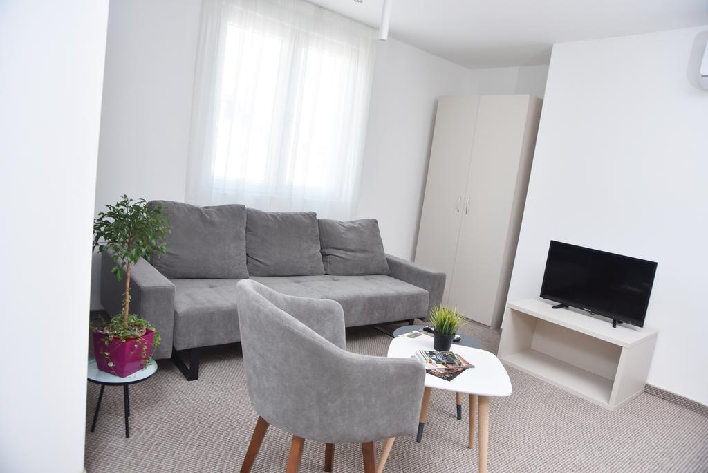 Kozle City Apartments Скоп'є Номер фото