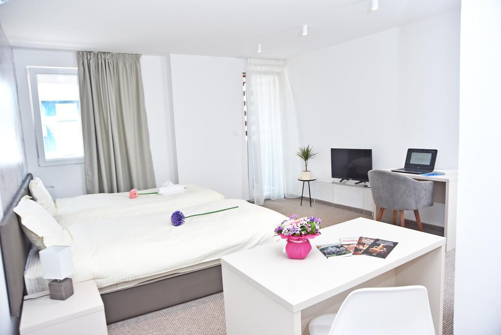 Kozle City Apartments Скоп'є Номер фото