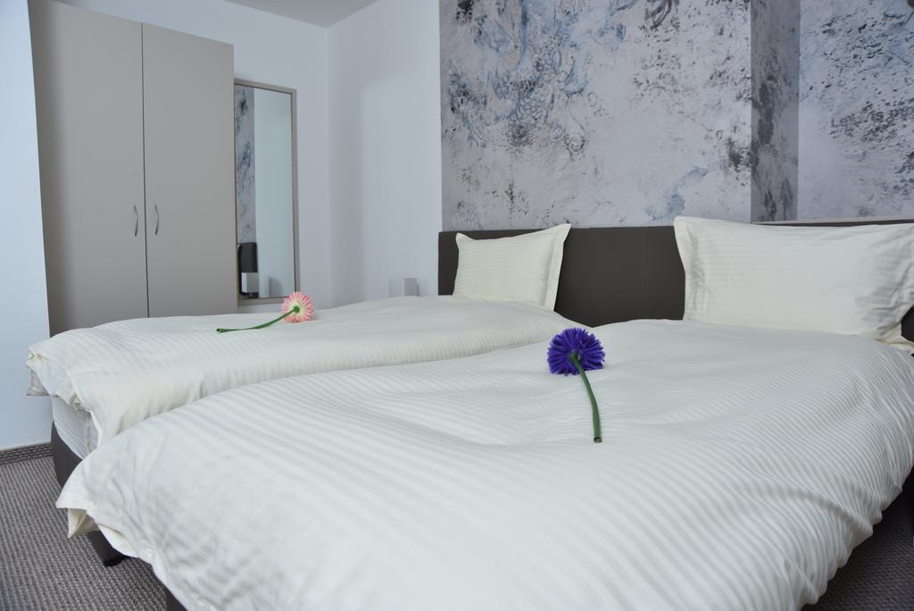 Kozle City Apartments Скоп'є Номер фото