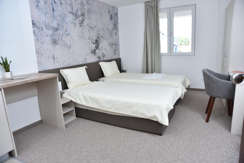 Kozle City Apartments Скоп'є Номер фото