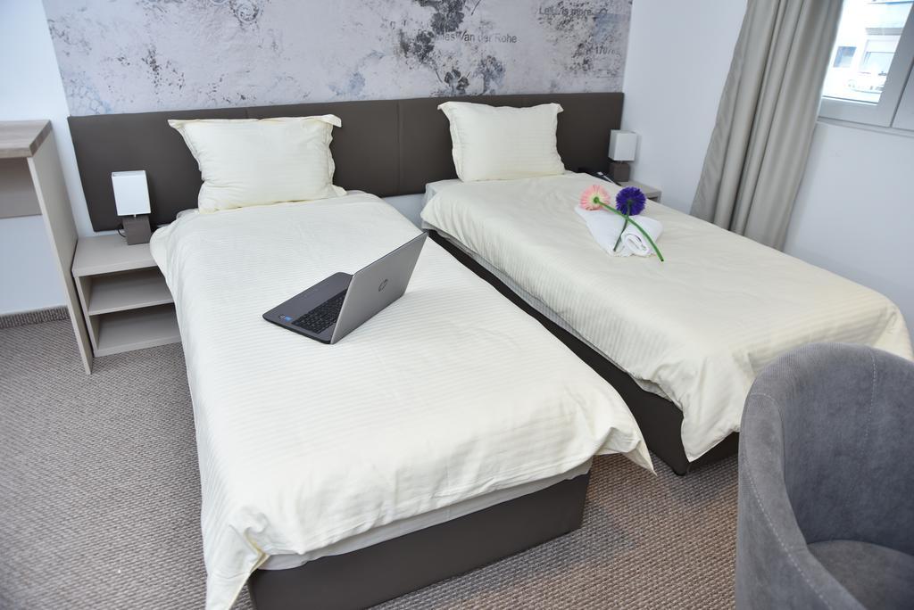 Kozle City Apartments Скоп'є Номер фото