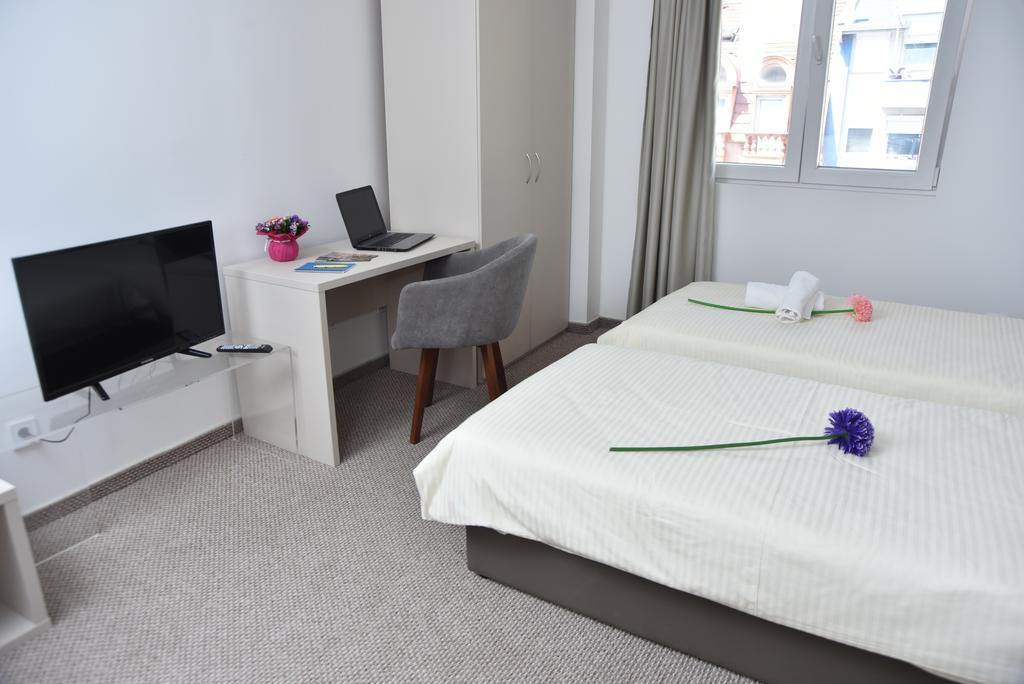 Kozle City Apartments Скоп'є Номер фото