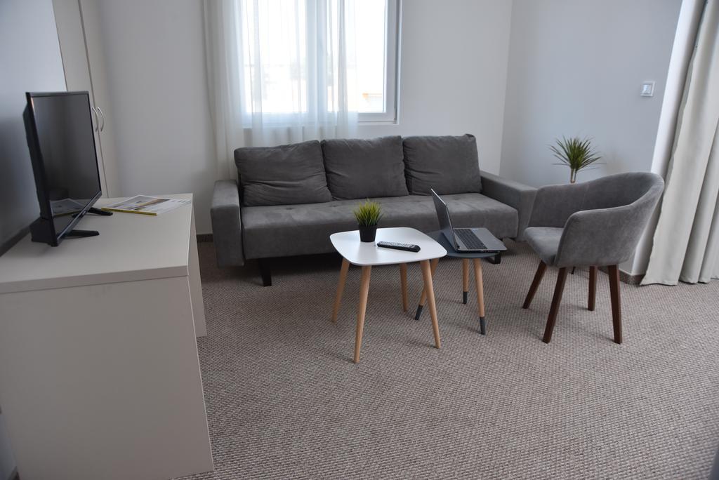 Kozle City Apartments Скоп'є Номер фото