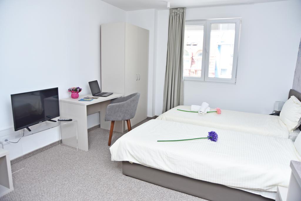 Kozle City Apartments Скоп'є Номер фото