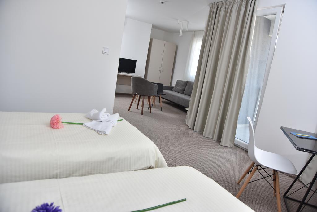Kozle City Apartments Скоп'є Номер фото