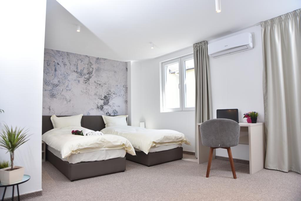 Kozle City Apartments Скоп'є Номер фото