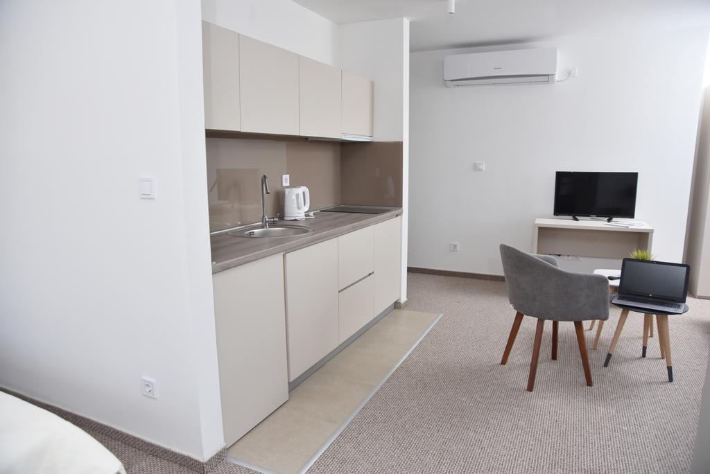 Kozle City Apartments Скоп'є Номер фото