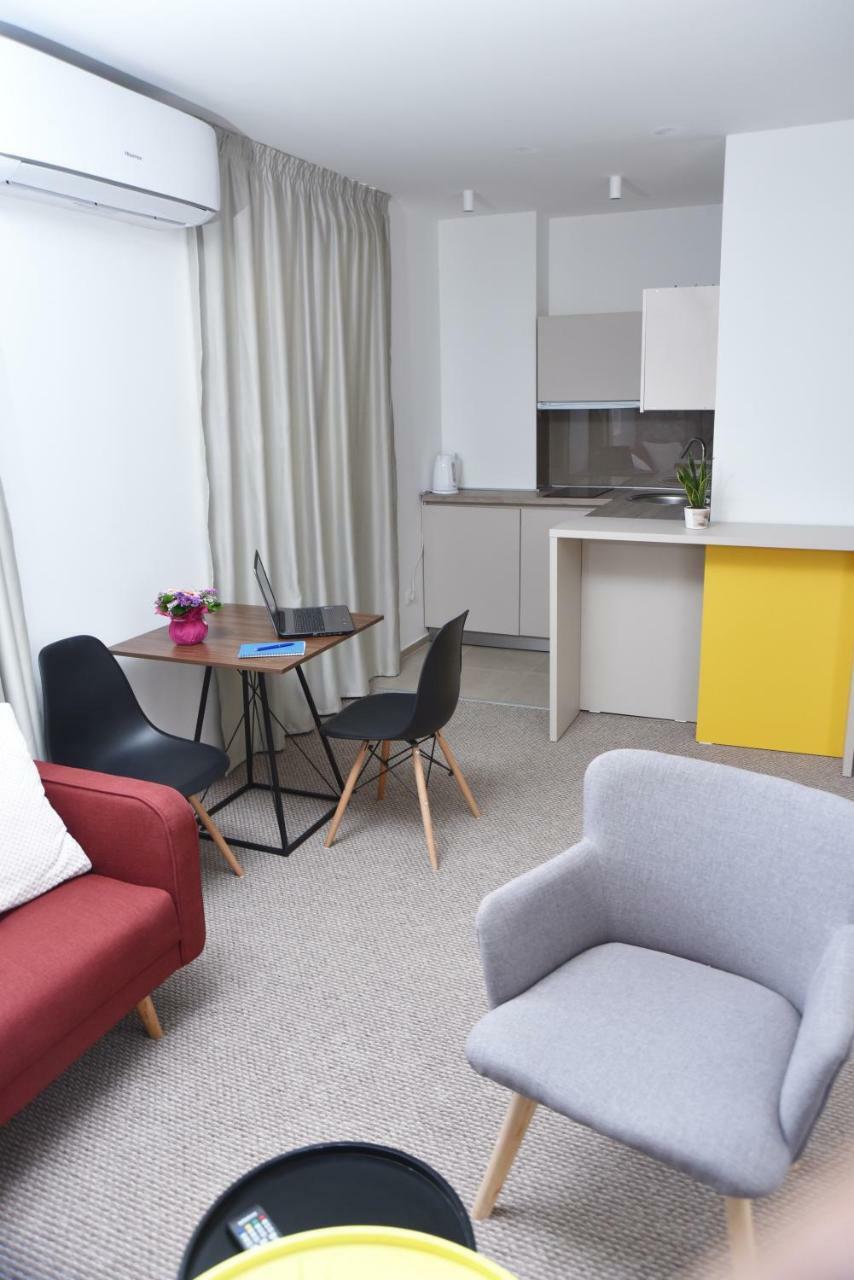 Kozle City Apartments Скоп'є Екстер'єр фото